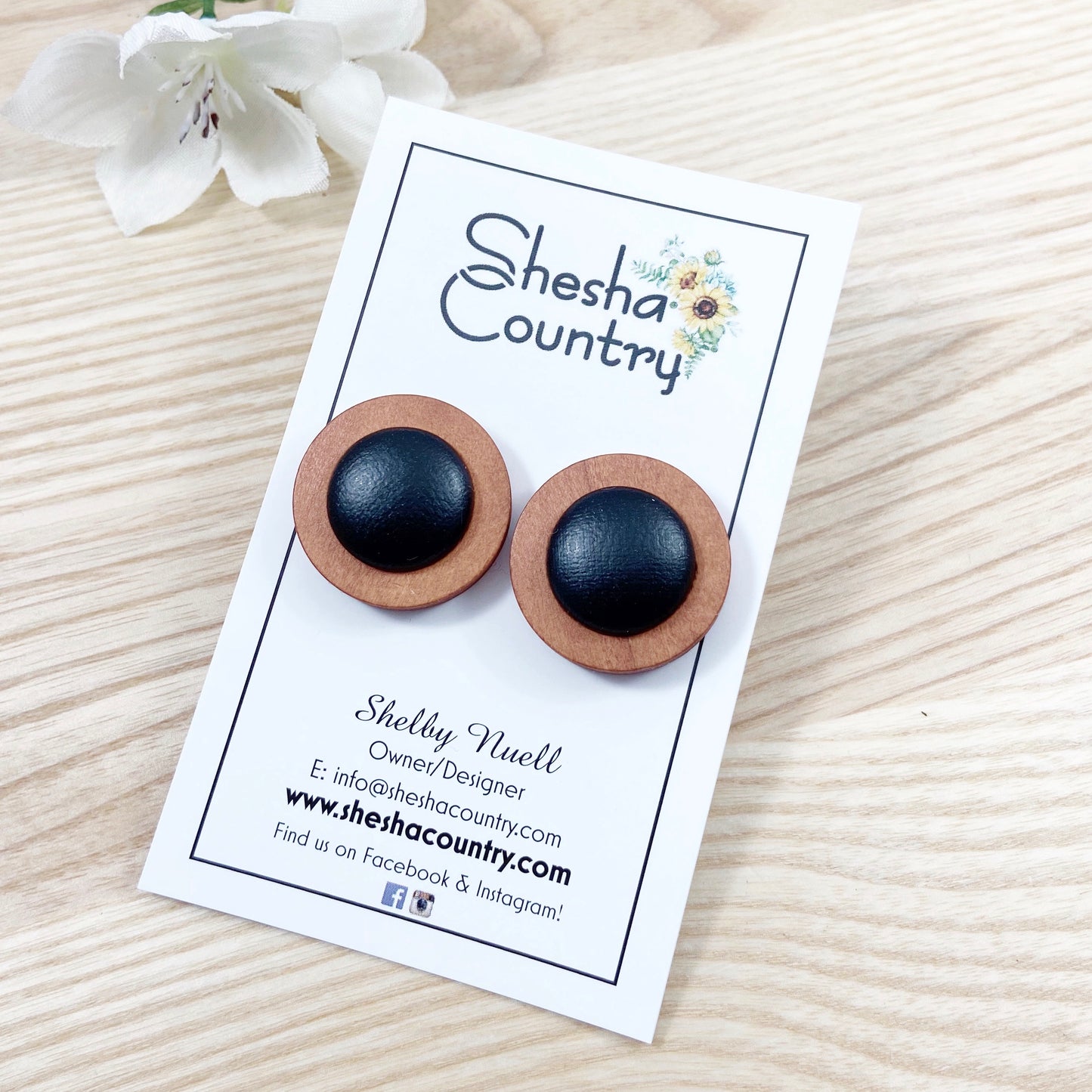 Black Leather Wood Earrings • Maxi