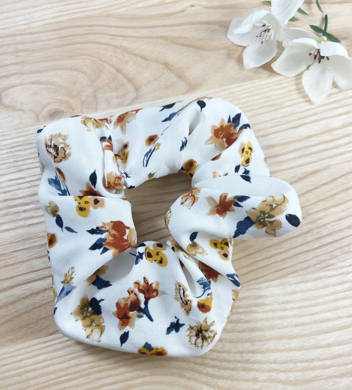 Vintage Sunflower Scrunchie